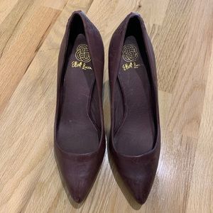 Elliot Lucca burgundy high heels